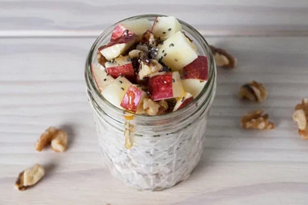 Apple Pie Overnight Oats