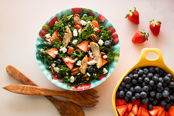 Berry Kale Salad 