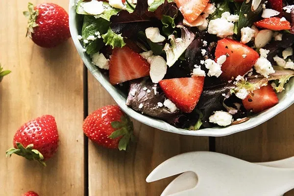 Strawberry Spinach Salad